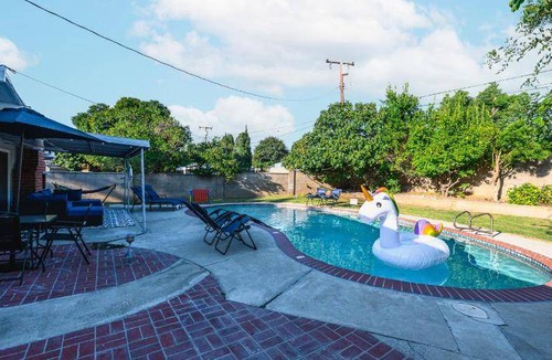 Fullerton House | House ∙ 4 bedrooms ∙ 12 guests
