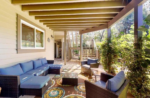 Grass Valley House | House ∙ 6 bedrooms ∙ 20 guests