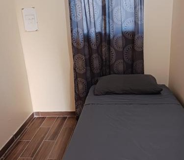Santa Ana Hostel | House Downtown OC Santa Ana