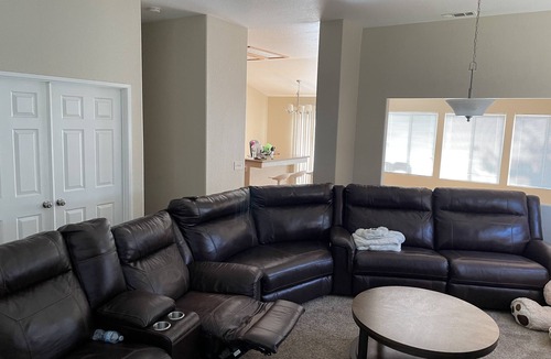 Palmdale Apartment | House washing machine, dry machine entire house