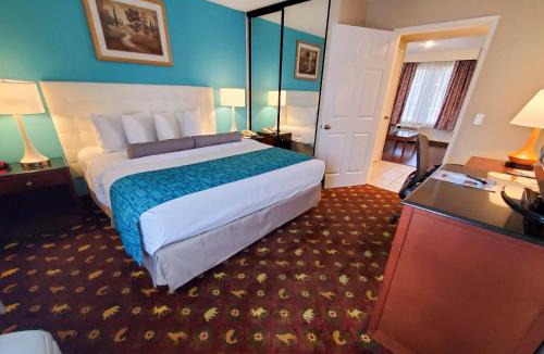 Mid Central Hotel | Howard Johnson by Wyndham Pasadena
