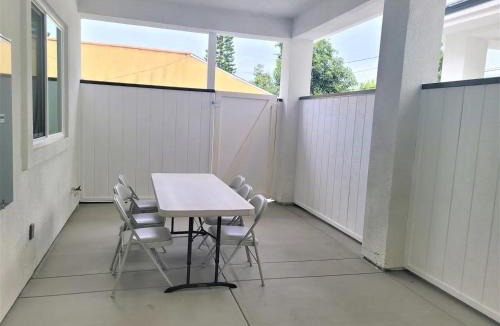 Midway City House | Huge Family Home Near Disneyland & SoCal Beaches