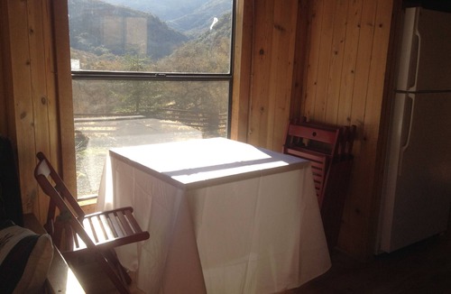 Kaweah Cabin | Humble Cabin in Sequoia Park with crazy stars