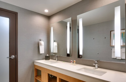Anaheim Resort Hotel | Hyatt Place at Anaheim Resort/Convention Center