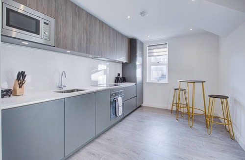 Town Apartment | Hybrid Resi - Fulham | 3 Bed Apartment