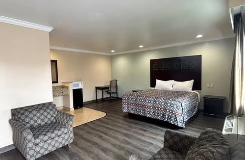 La Habra Hotel | HYLAND MOTEL