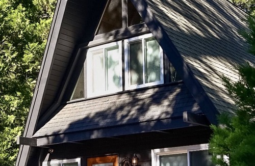 Cedar Glen House | Iconic A-Frame Lake+Forest Views @trinityaframela