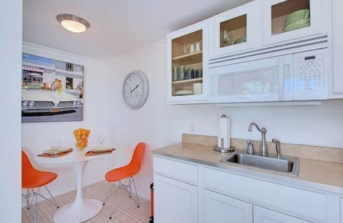 Deepwell Estates Condo | Iconic Condo, Fabulous Pool