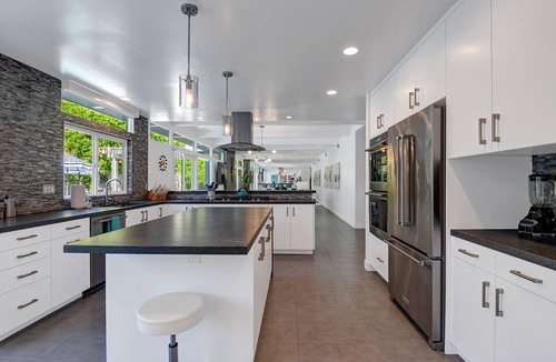 Twin Palms House | Iconic Twin Palms - Classic Upscale Midcentury!