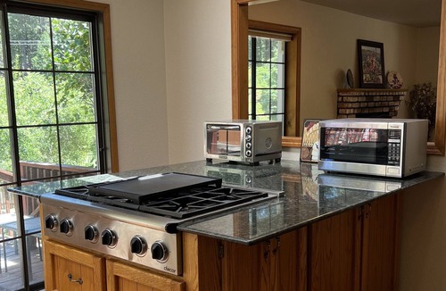 Twain Harte House | Ideal for Family & Friends Gatherings , Sleeps 11