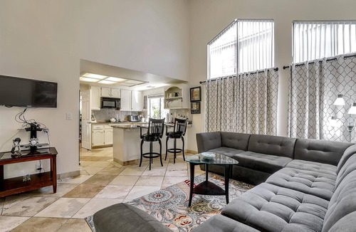 South San Jose House | Ideal location close to shopping , parks, lake.