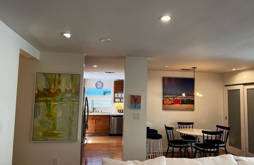 Marina del Rey House | Ideal location, Minutes to Beach & Abbott Kinney, lots of parking