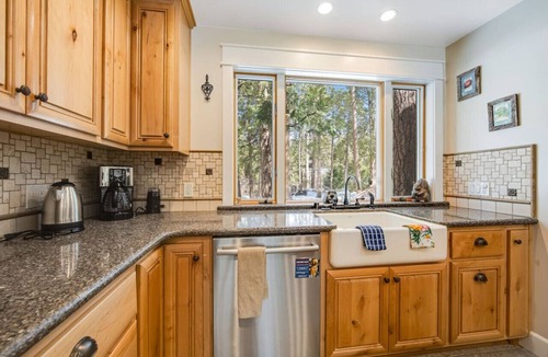 Idyllwild House | Ideal Spacious Mountain Home