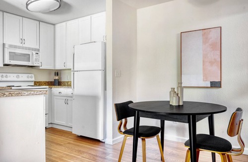 Morse Park Apartment | Ideal Sunnyvale 1BR w/Gym, W/D & Lounge, walk to Google, by Blueground