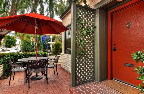 Balboa Island House | Ideally located charmer on Balboa Island