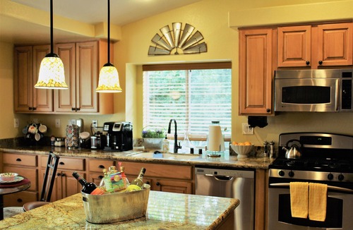 La Quinta House | Immaculate Pool/Spa Oasis 3bd/2ba home for Desert Vacation Getaways