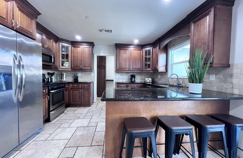 Hermosa Village House | Incredible Home; Rock Pool/Jacuzzi, Walk 2 Disney