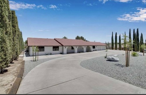 Victorville Villa | INDOOR SWIMMING POOL AND VERY SPACIOUS AND LUXURY