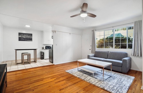 Culver - West Apartment | ING3- Enjoyable 1 bedroom apartment with WiFi in vibrant Los Angeles