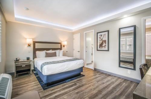 East Village Hotel | Inn at 50 Long Beach Convention Center