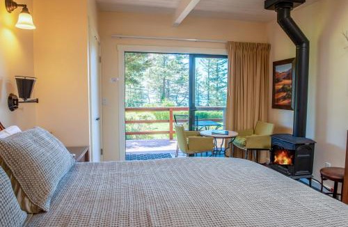Little River Hotel | Inn at Buckhorn Cove