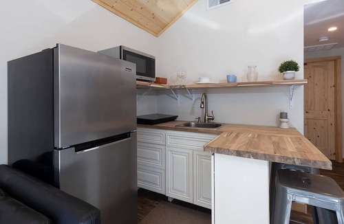 Arrowhead Villas House | Inside Out Cottage · One With Nature|Cozy|Romantic