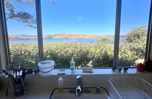 Inverness House | Inverness Beach House - Hot Tub on Tomales Bay