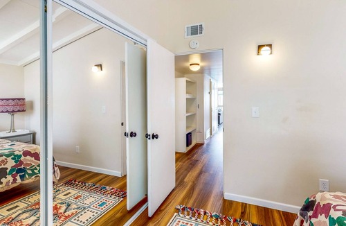 Canoga Park House | Inviting Dog-Friendly - Pool, Kitchen, & Fireplace
