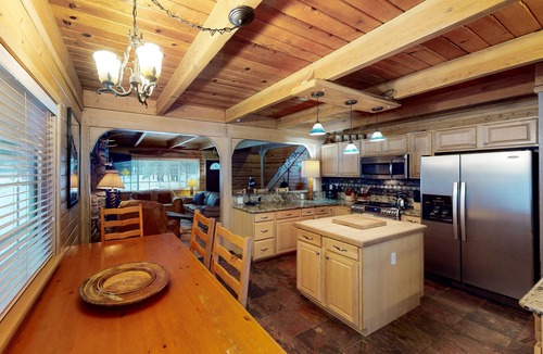 Bijou Park Acres House | Inviting home with pool table - near Heavenly & beaches