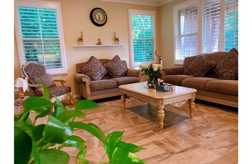 Tustin Villa | #IRVINE#Bright 3 bedrooms with full of sunshine