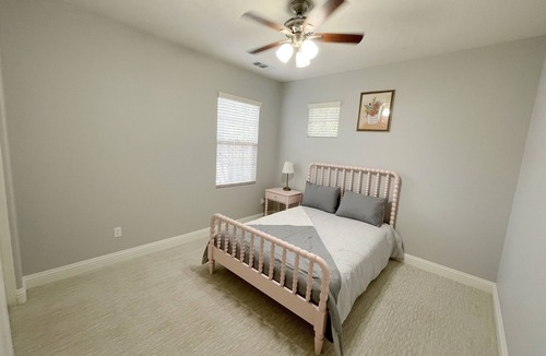 Portola Springs Condo | Irvine townhouse close to park, community club