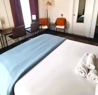 Hermosa Beach Hostel | ITH Hermosa Beach Surf Hostel LAX