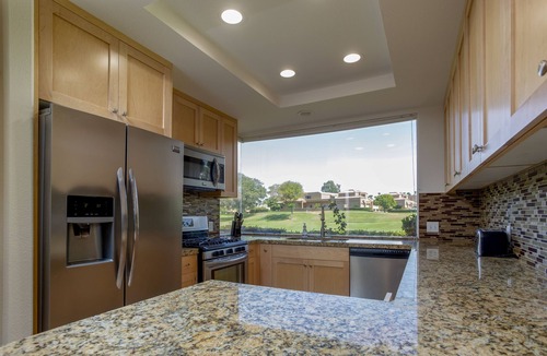 Rancho Mirage Condo | Jan & Feb just became available! Warm up in the desert in the winter.