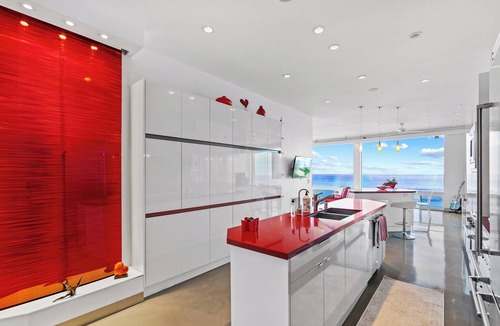 Beach Barber Tract Condo | Jewel of La Jolla - Oceanfront