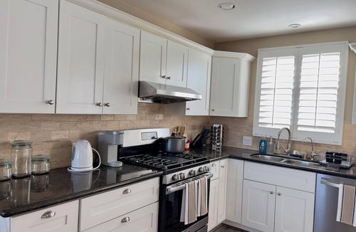Mayflower Village House | Jie’s choice 3b single house with large backyard