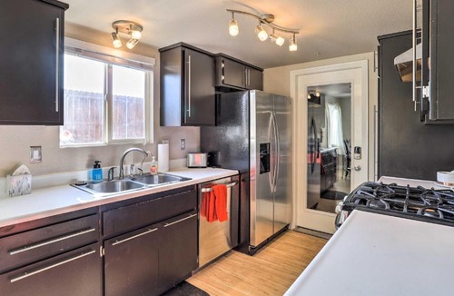 Joshua Tree House | Joshua Tree Escape with Private Yard and Hot Tub!