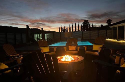 Twentynine Palms House | Joshua Tree Poolside Escape!