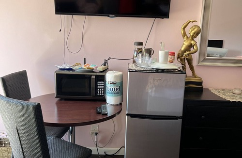 North Hills West Apartment | Just the two of us- Romantic pool view and private entry Sleeps 2 Near CSUN