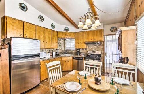 Kernville House | Kernville - walk to River Kern & Downtown
