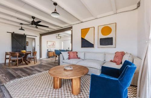 Yucca Valley House | Kinetic House-Joshua Trees Sculptures Cowboy Pool