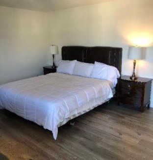 Monterey Park Hotel | King Lodge Motel