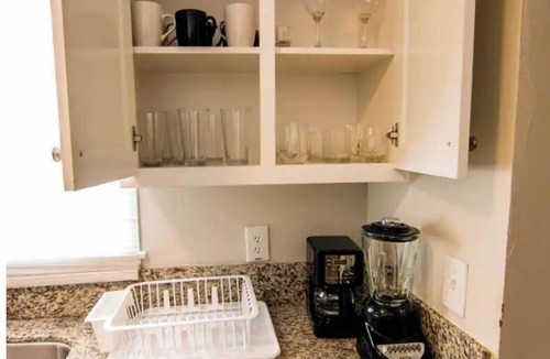 Azusa House | L.A. County CanyonCity AzusaHome