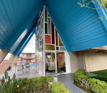 Lamanda Park Hotel | La Casa Inn
