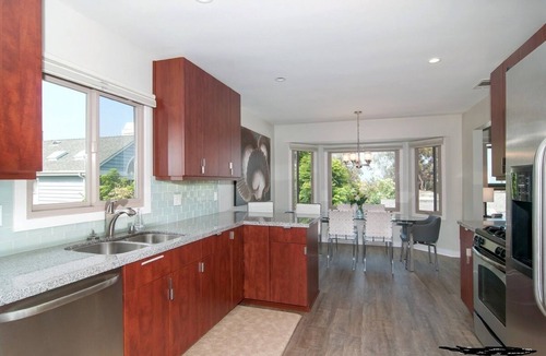 Beach Barber Tract Condo | La Jolla Beach and Village - Contemporary and Bright w/Partial Ocean View