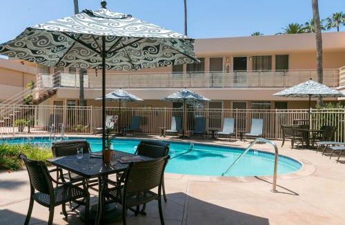 La Jolla Shores Hotel | La Jolla Riviera Inn