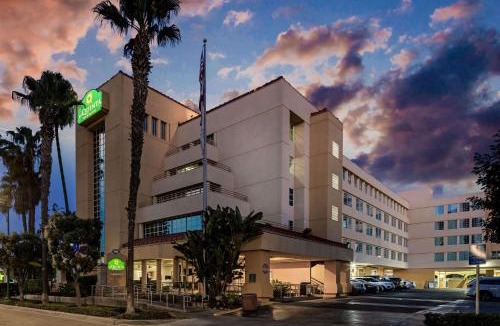 Anaheim Resort Hotel | La Quinta by Wyndham Anaheim