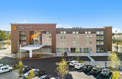 La Habra Hotel | La Quinta Inn & Suites by Wyndham La Habra