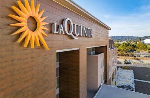 La Habra Hotel | La Quinta Inn & Suites by Wyndham La Habra