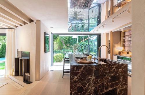 Brentwood Villa | La Réserve - Exclusive Oasis in Mandeville