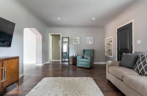 Bonita House | La Verne 2 · Downtown La Verne. 1 min walk